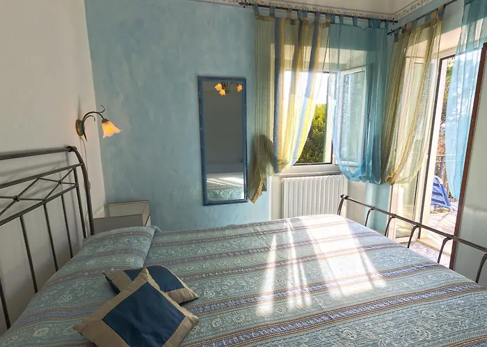 Hotel vicino al College: Camere Alisa